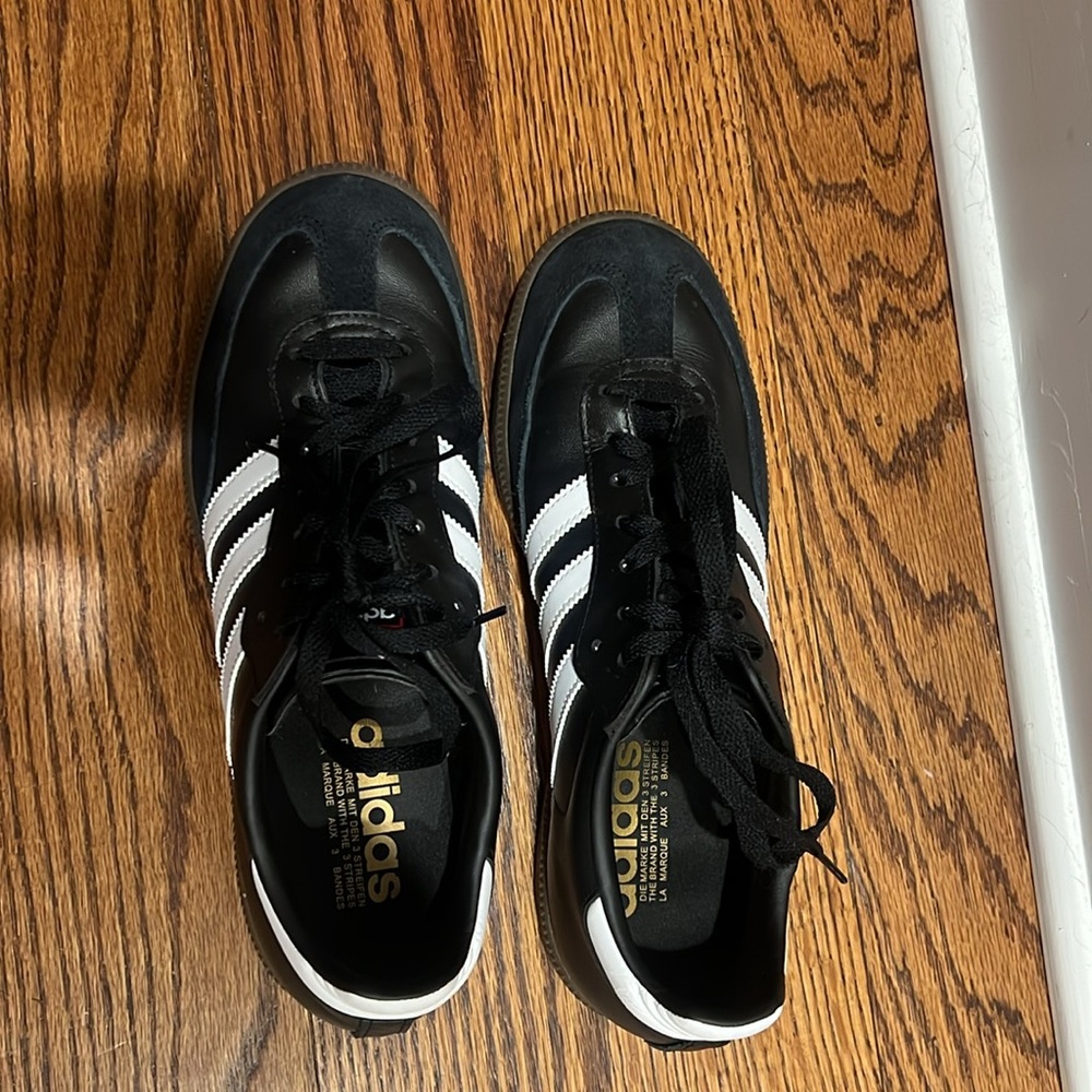 Adidas Samba Sneakers